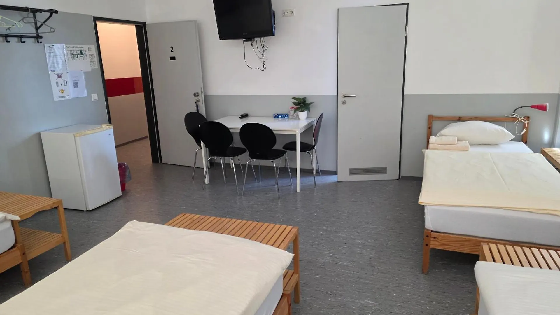 Hostel Pension Messe Feldkirchen  Deutschland
